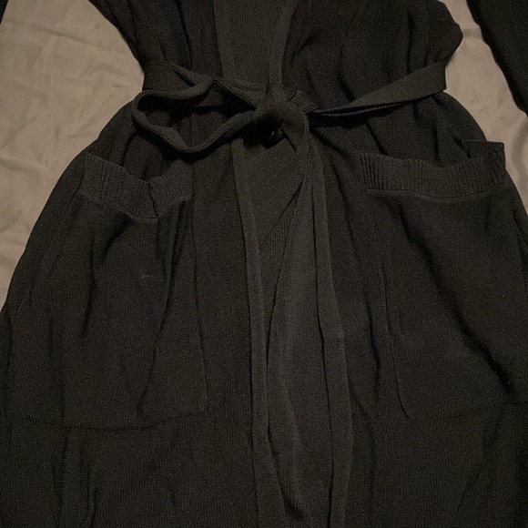 Aritzia Wilfred Cardigan - Picture 3 of 4